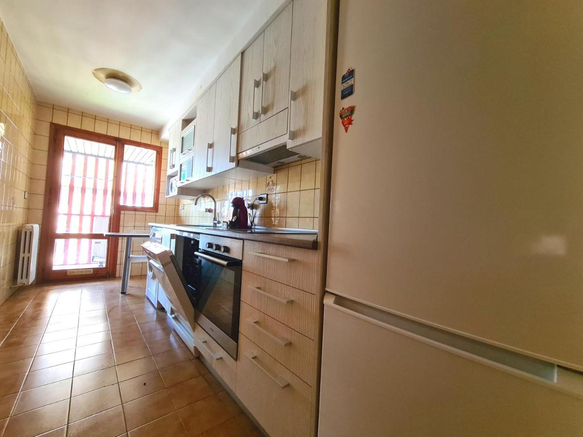 Dos Torres Tauriel - Espacioso Apartamento Con Impresionantes Vistas Y Garaje Privado Сарагоса Екстериор снимка