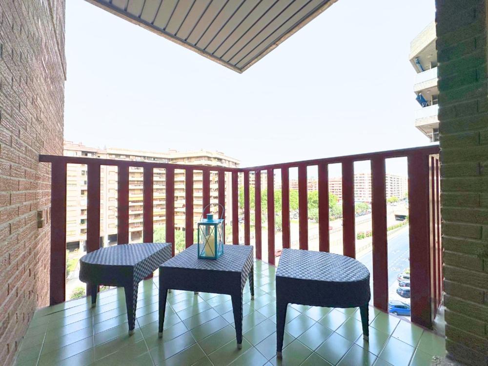 Dos Torres Tauriel - Espacioso Apartamento Con Impresionantes Vistas Y Garaje Privado Сарагоса Екстериор снимка